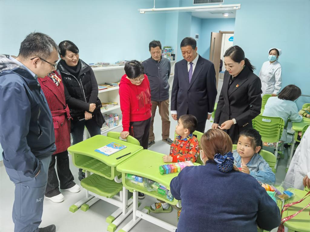 延安市新东康复医院实地指导.jpg